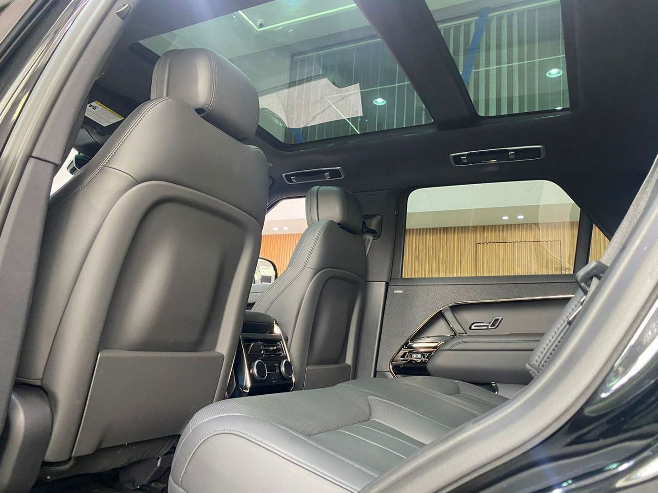 لاند روفر رينج روفر سبورت BLACK EDITION