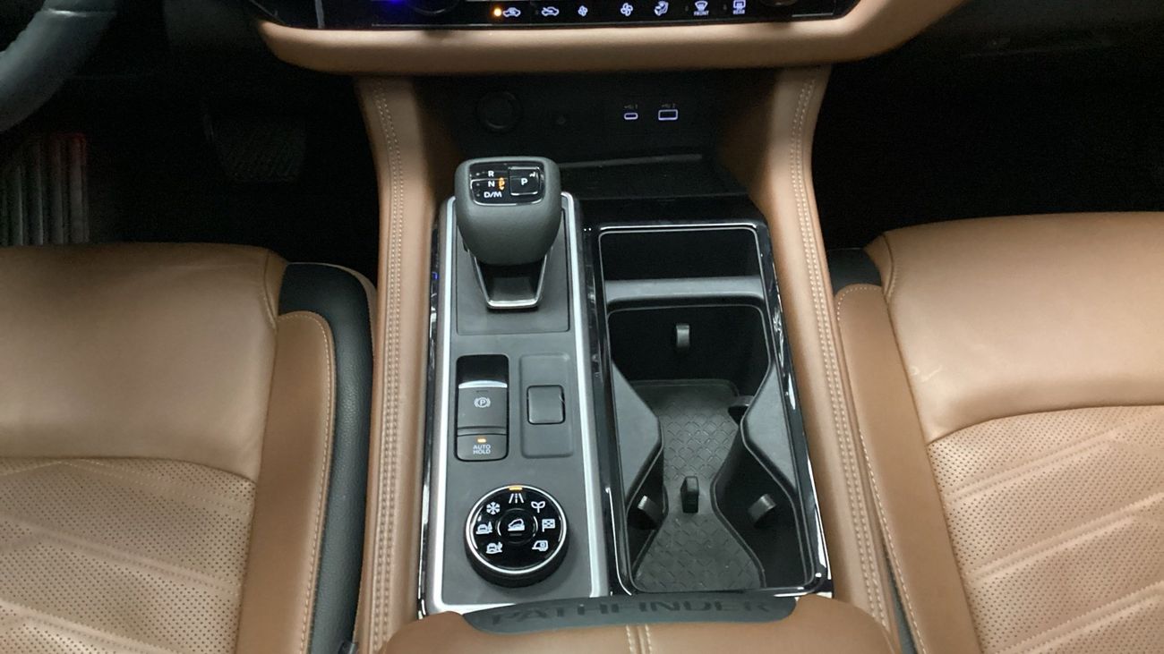 نيسان باثفايندر SL | شامل الضمان | 0 ﺪﻔﻋﺓ ﺃﻮﻟﻯ