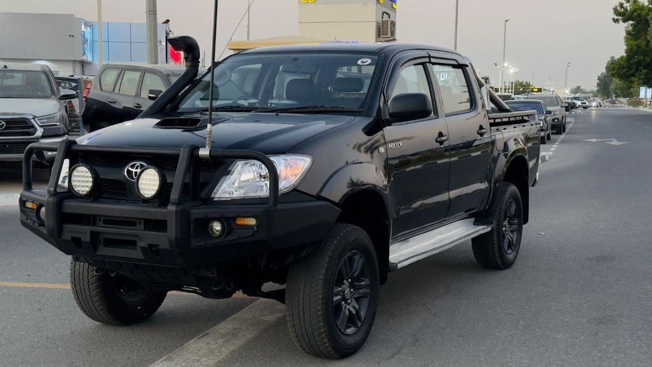 Toyota Hilux DOUBLE CABIN | PREMIUM BULL BAR INSTALLED | 3.0L DIESEL | RHD | 2007 | 4 X 4