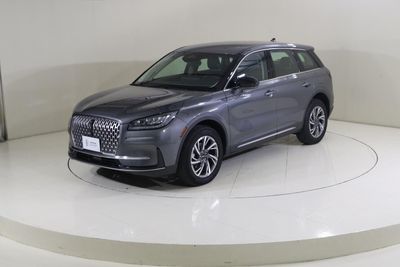 Lincoln Corsair RESERVE COR423 / FREE INSURANCE + REGISTRATION / AL TAYER MOTORS AL QOUZ SHOWROOM
