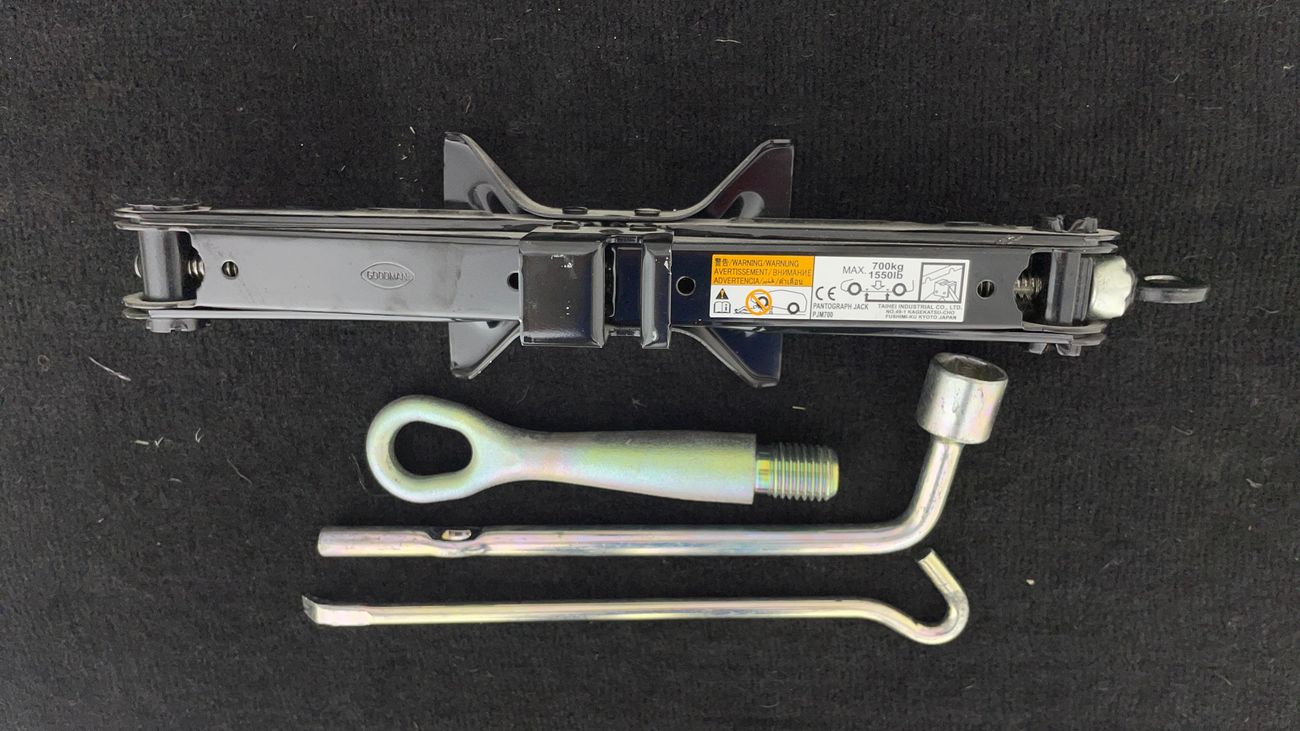 ميتسوبيشي اتراج GLX MIDLINE 1.2 | بدون دفعة مقدمة | اختبار قيادة مجاني للمنزل