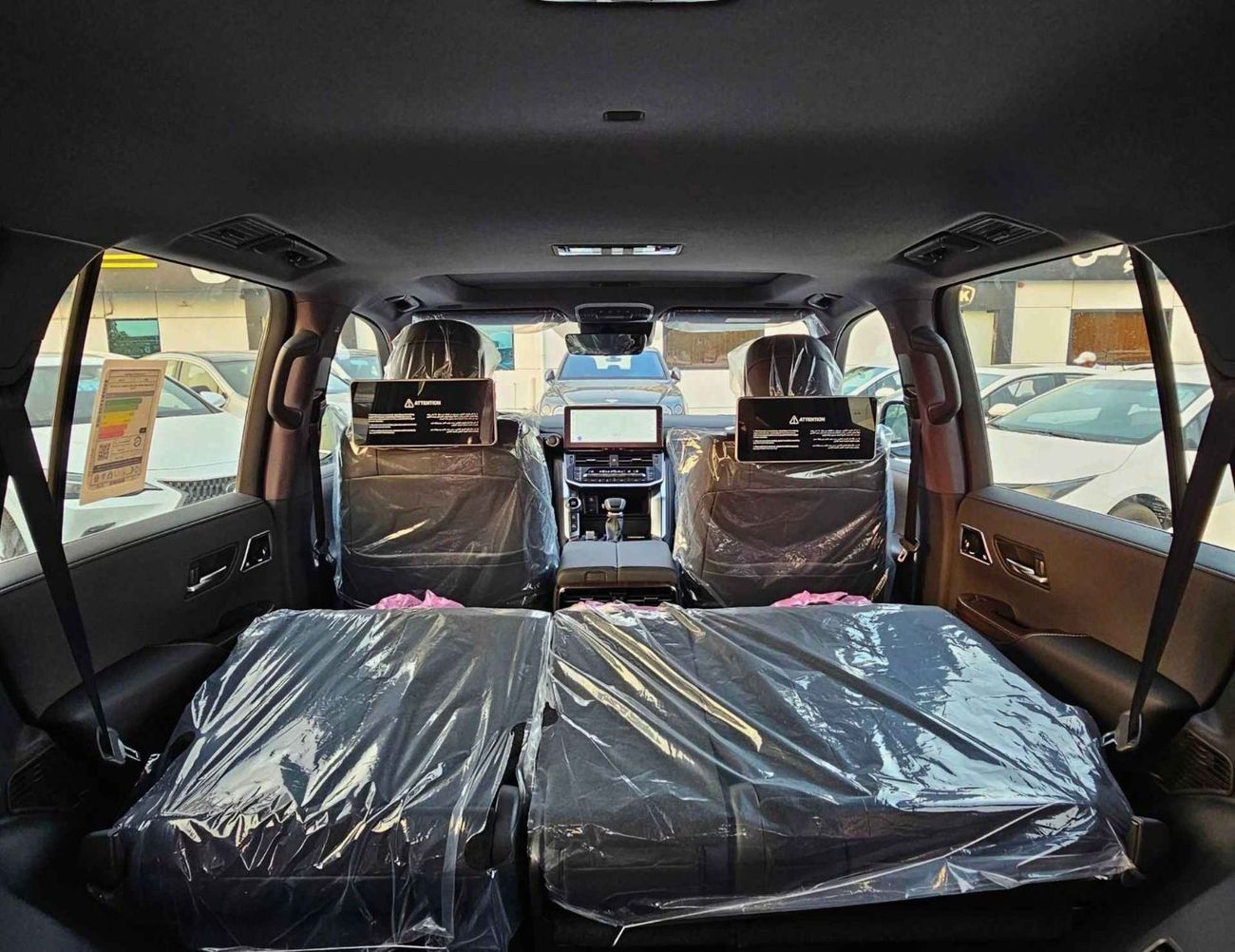 تويوتا لاند كروزر VX LC300 | 4.0L V6 PETROL | RADAR | POWER SEATS | BIG DVD | JBL SPEAKERS | 360* CAMERA | SUNROOF | F