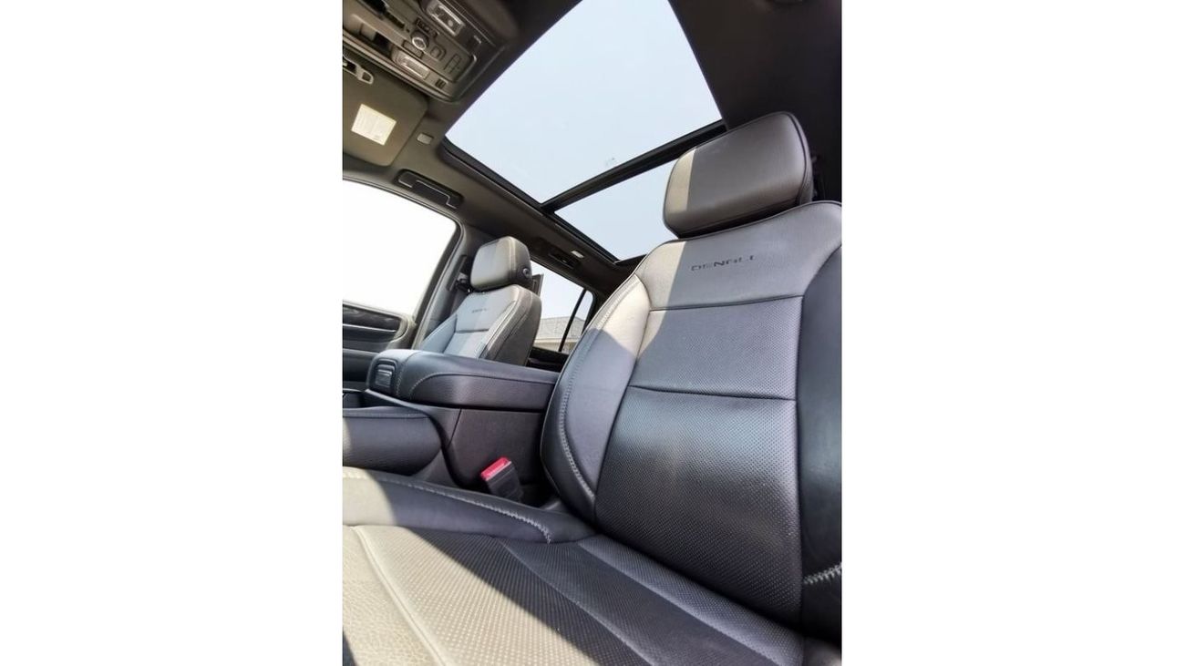 GMC Yukon GMC Denali Diesel - 2022 - Silver