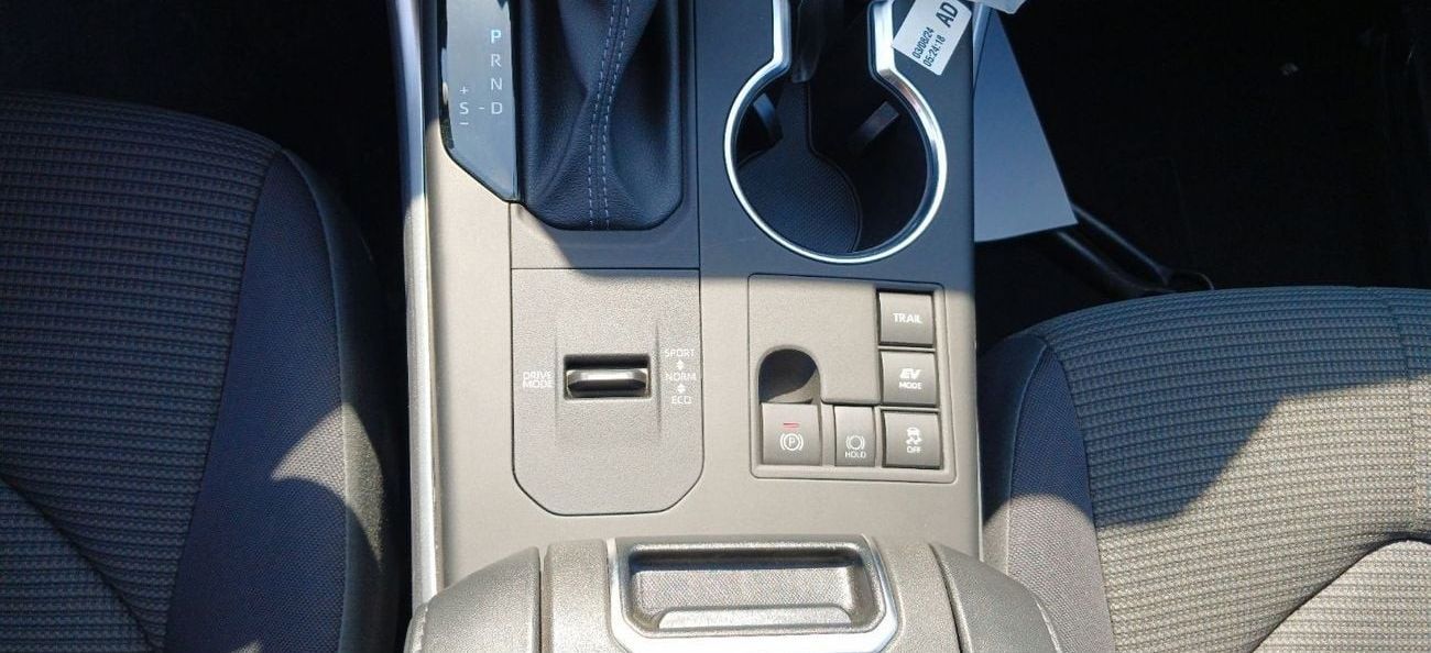 تويوتا هايلاندر Toyota Highlander GLE 2.5L Hybrid 2024YM