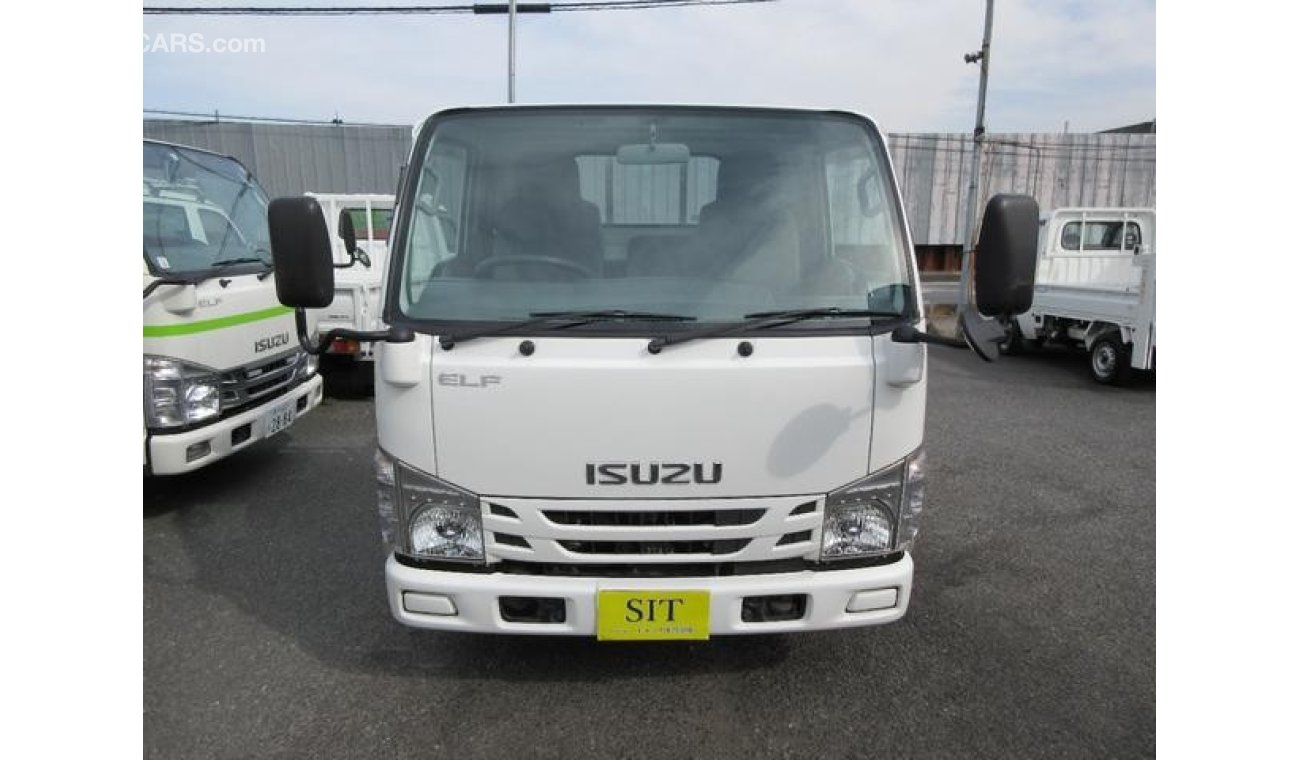 Isuzu Elf NHR85A