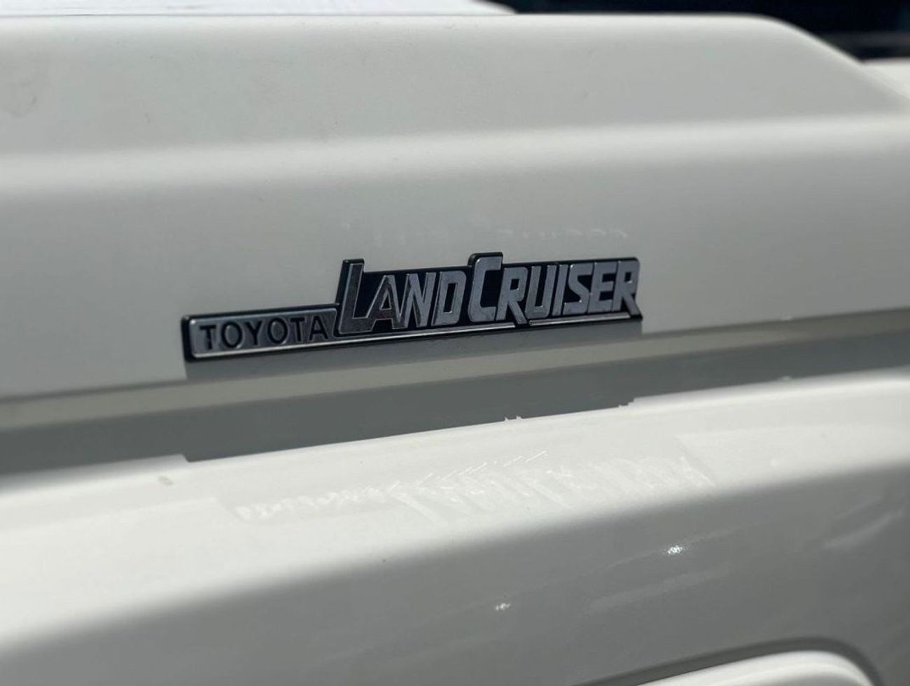 Toyota Land Cruiser Pick Up LC79 D/C 4.0L PTR M/T // 2025 // STANDER OPTION WITH POWER WINDOWS // SPECIAL OFFER // BY FORMULA AU