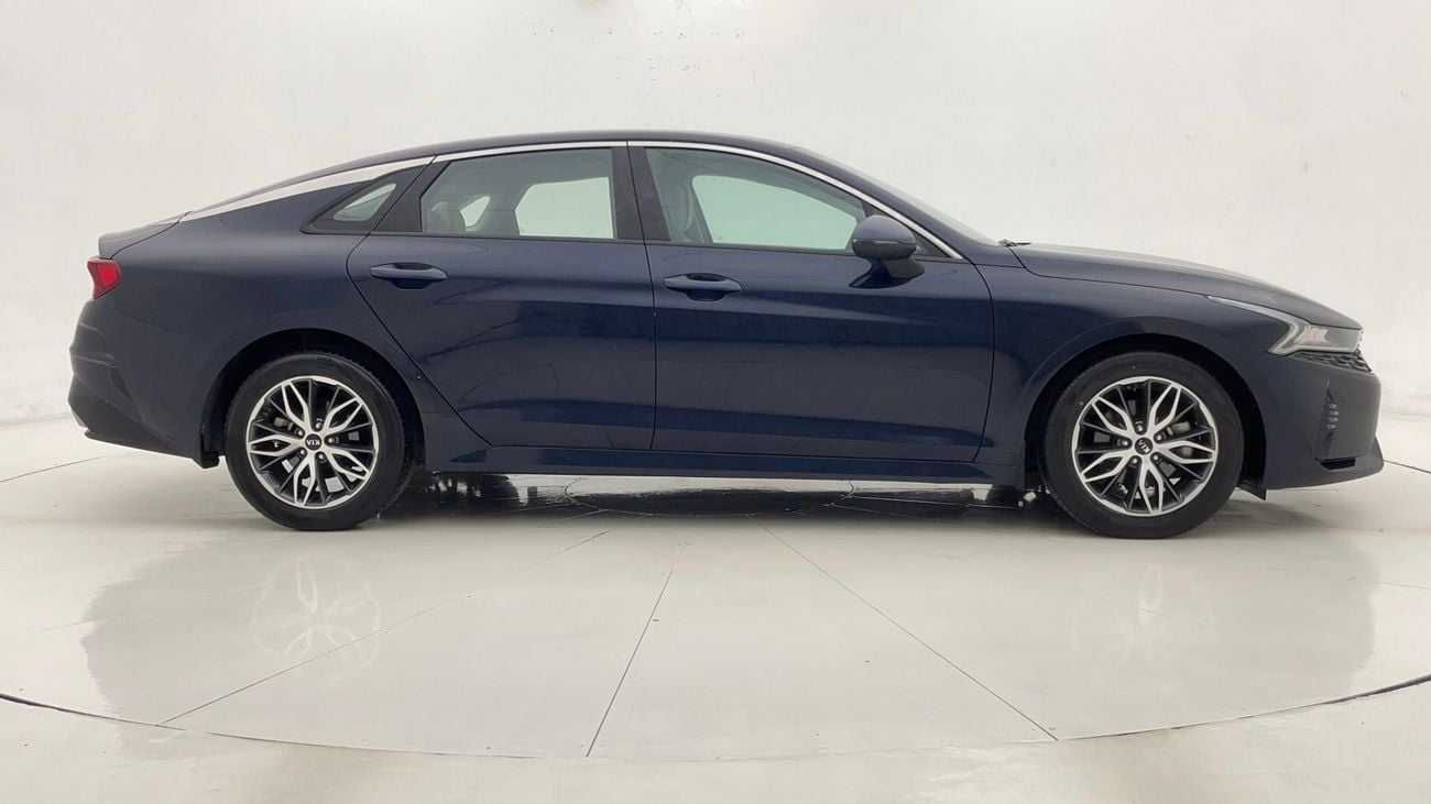 كيا K5 LX 2.5 | بدون دفعة مقدمة | اختبار القيادة في المنزل