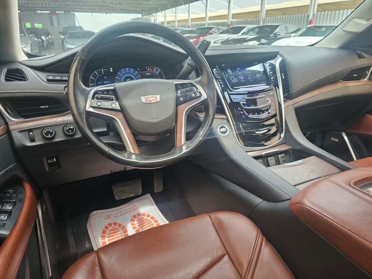 كاديلاك إسكالاد Premium Luxury Platinum 6.2L 4WD