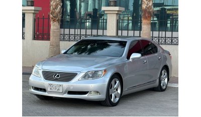 Lexus LS460 Lexus LS460 Model: 2007 Mileage: 220,000 Km  Price: 22,000 dirhams Come to America Full option No. 1