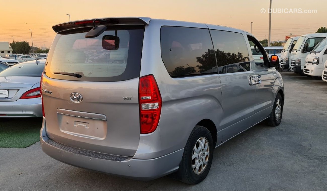 Hyundai H-1 Starex GRAND STAREX - 2015 A/T - DSL - SUPER CLEAN