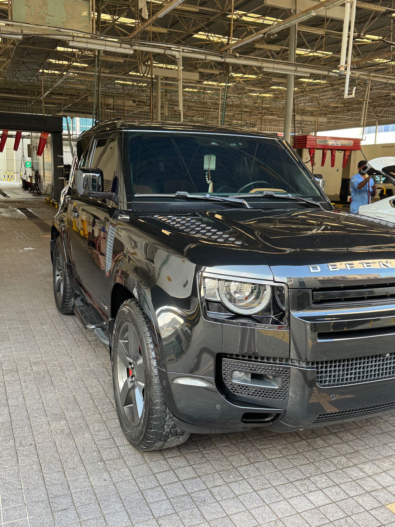 لاند روفر ديفندر P400 90 X 3.0L (6 Seater)