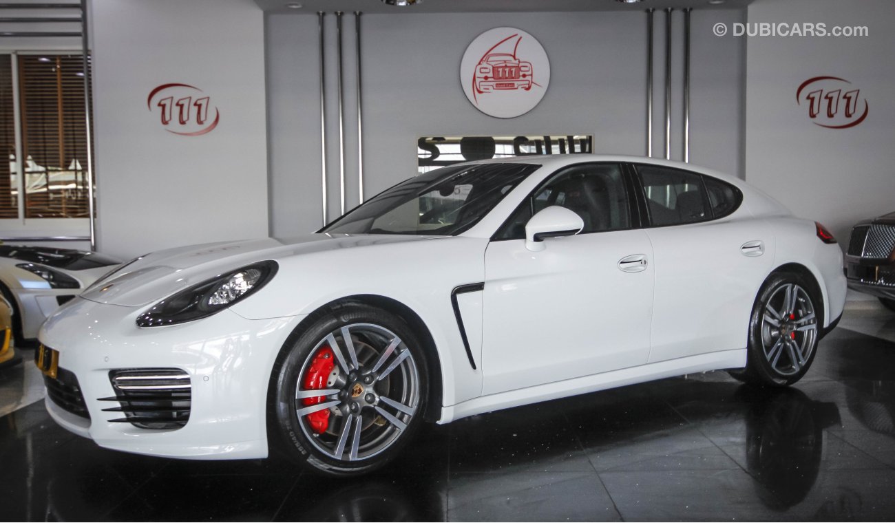 Porsche Panamera GTS