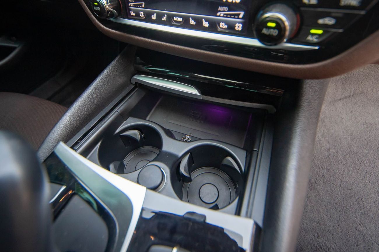 بي أم دبليو ألبينا BMW ALPINA B5 BITURBO 2018 – GCC Specs – Only 60,000 KM  4.4L V8 Twin-Turbo producing 608 HP & 800 N