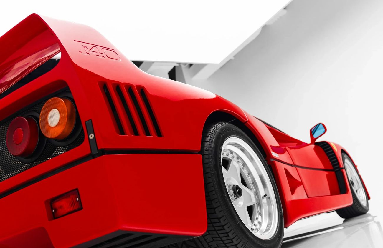 Ferrari F40 2.9L V-8 Twin-Turbocharged Engine