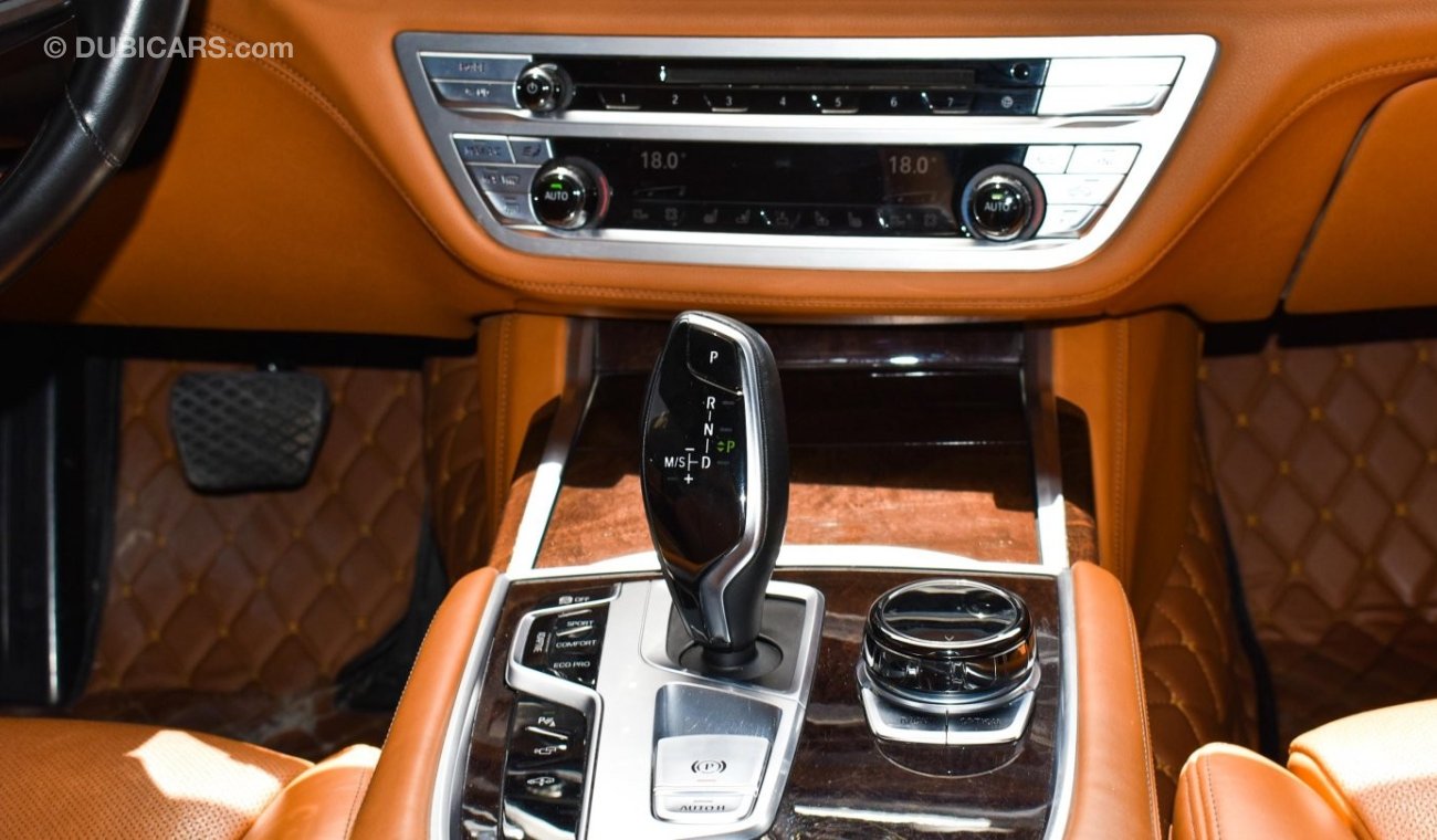 بي أم دبليو 750 LI XDrive