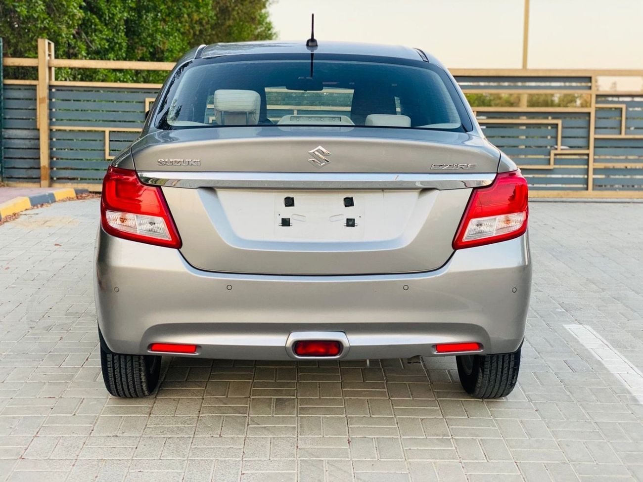 سوزوكي دزاير GL