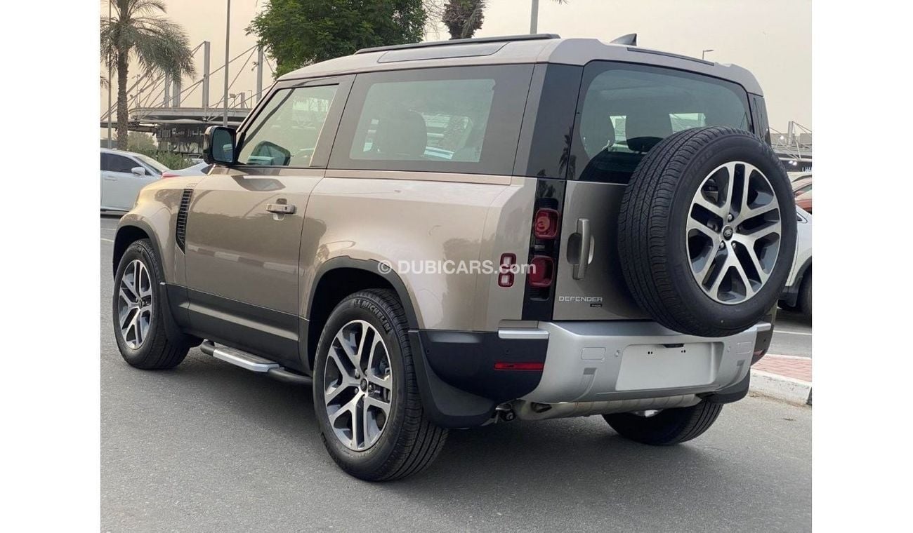 Land Rover Defender GCC SPE C UNDER WARRANTY AND SERVICE