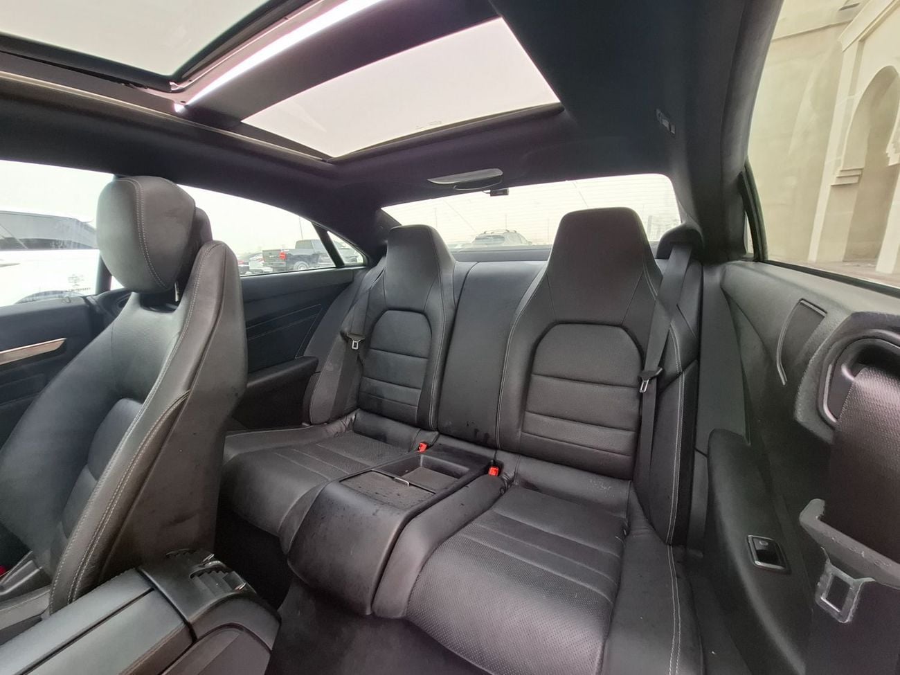 Mercedes Benz E 200 Coupe Mercedes-Benz E200 2015 full option