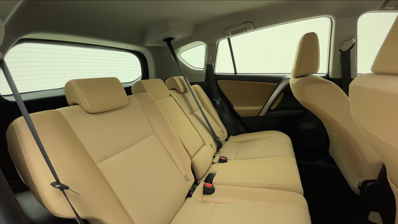 تويوتا راف ٤ EX 2.5 | بدون دفعة مقدمة | اختبار قيادة مجاني للمنزل