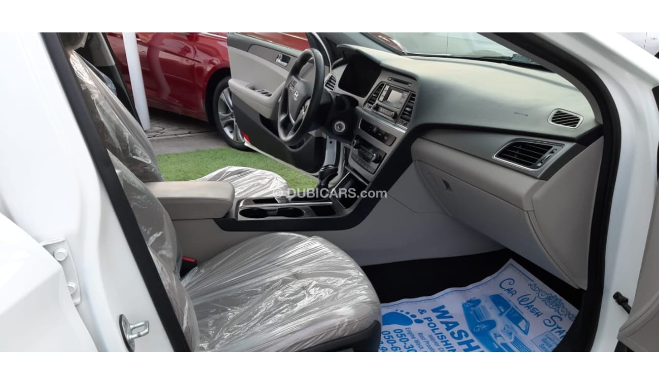 Hyundai Sonata Import - No. 2 - Cruise Control - Alloy Wheels - Leather - Excellent condition, without any costs