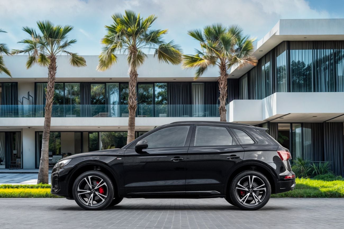 Audi Q5 45 TFSI S-LINE Q5 45 TFSI Quattro S-Line | 2,742 P.M | 0% Downpayment | AUDI WARRANTY 2027!