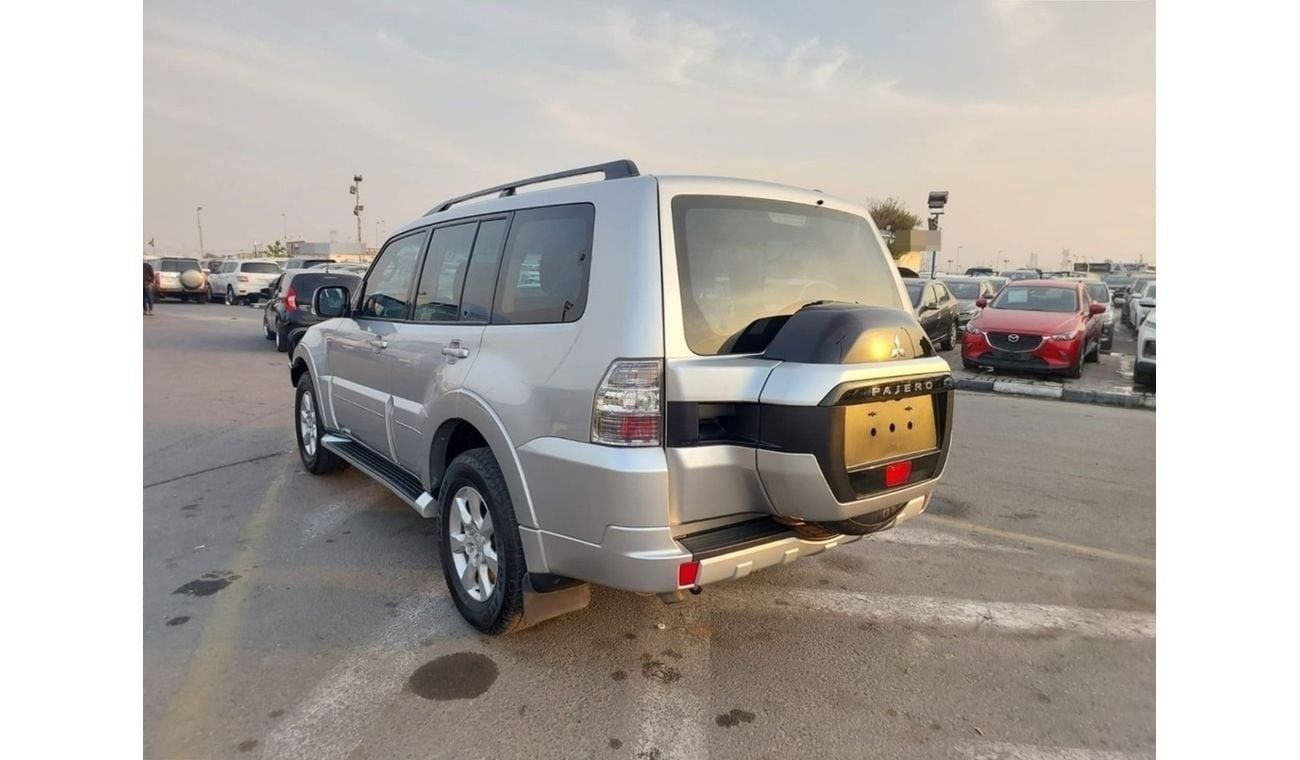 Mitsubishi Pajero MITSUBISHI PAJERO RIGHT HAND DRIVE 2021 MODEL 3.2 L DIESEL AUTOMATIC(PM01959)