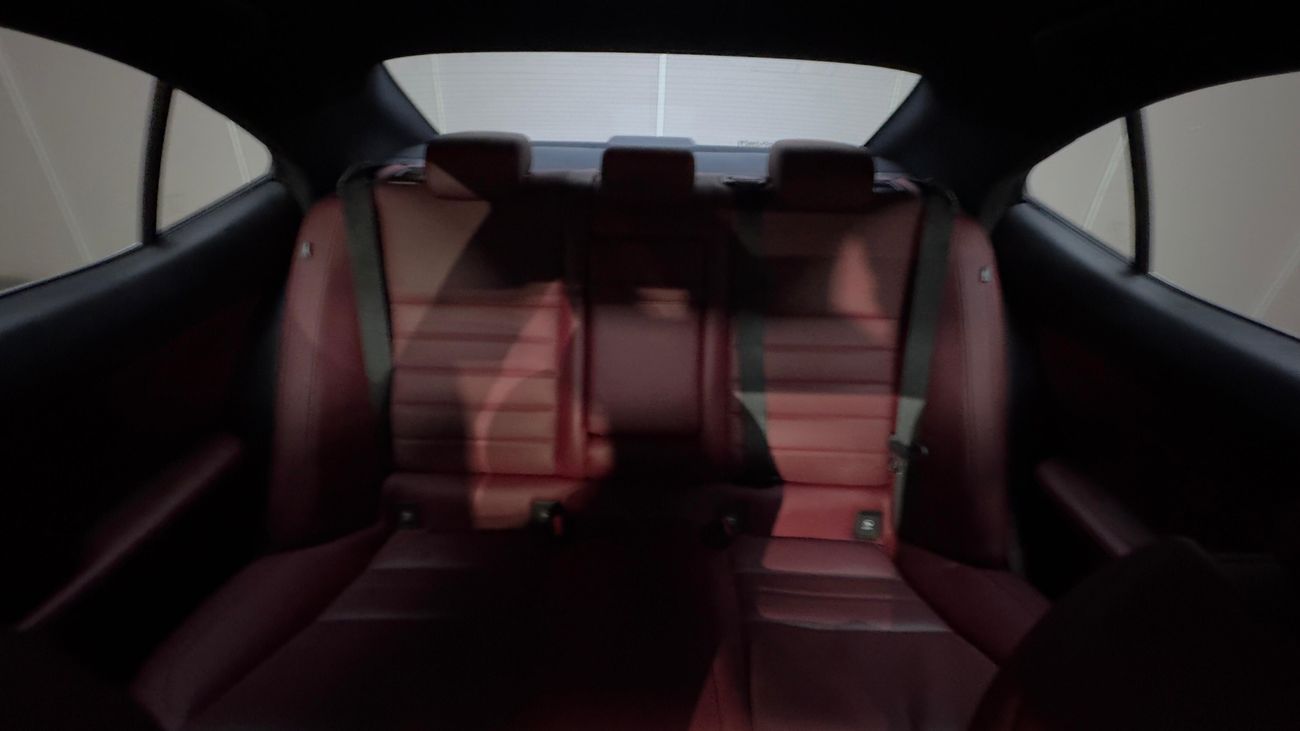 لكزس IS 250 F sport