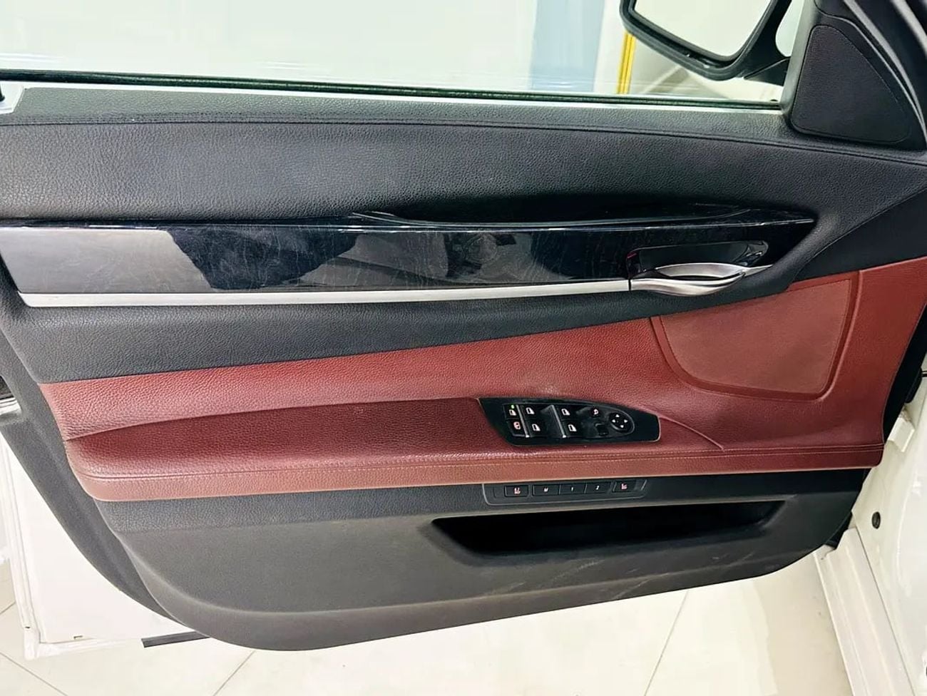 BMW 740Li EXCLUSIVE