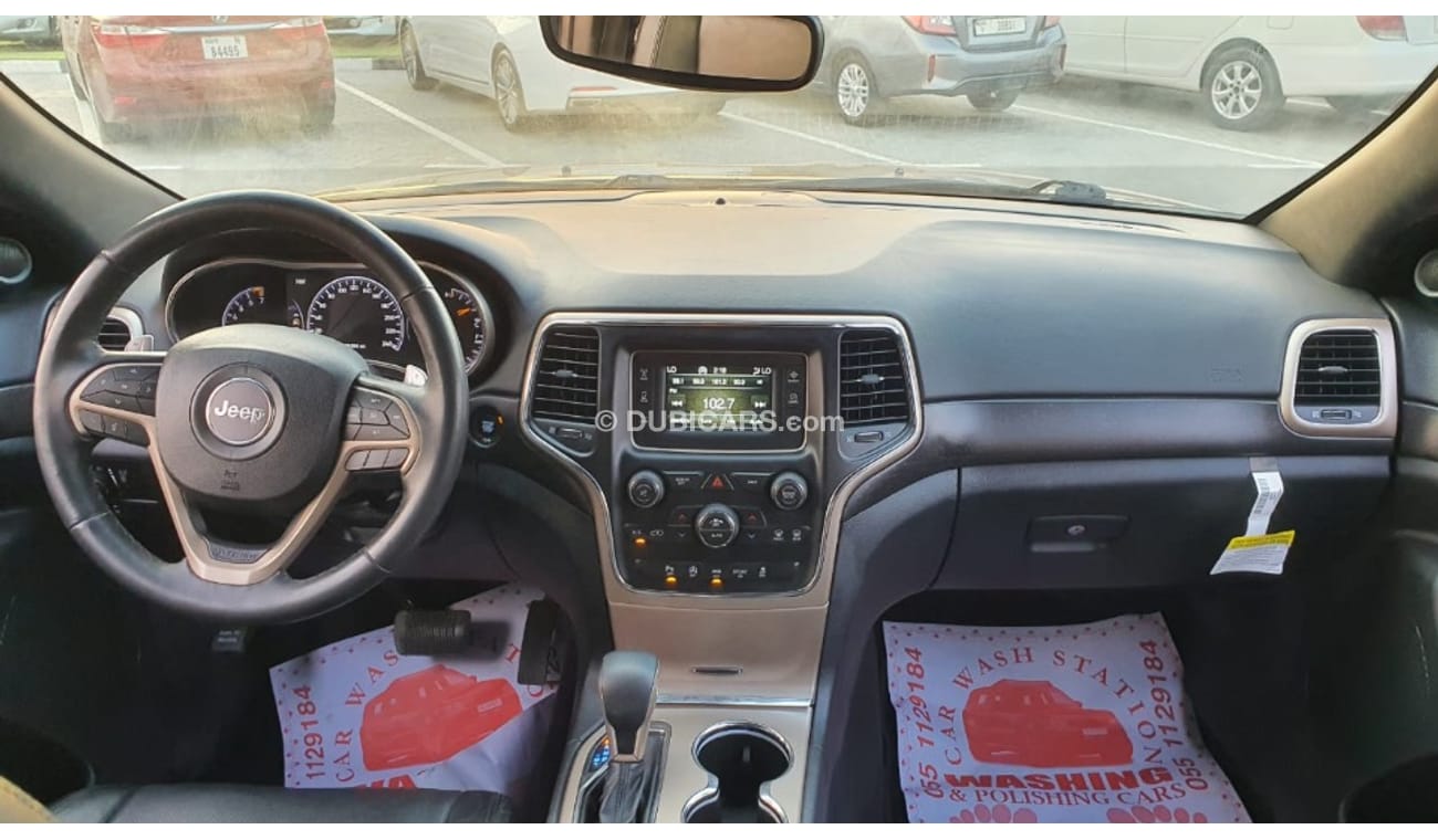 Jeep Grand Cherokee Laredo