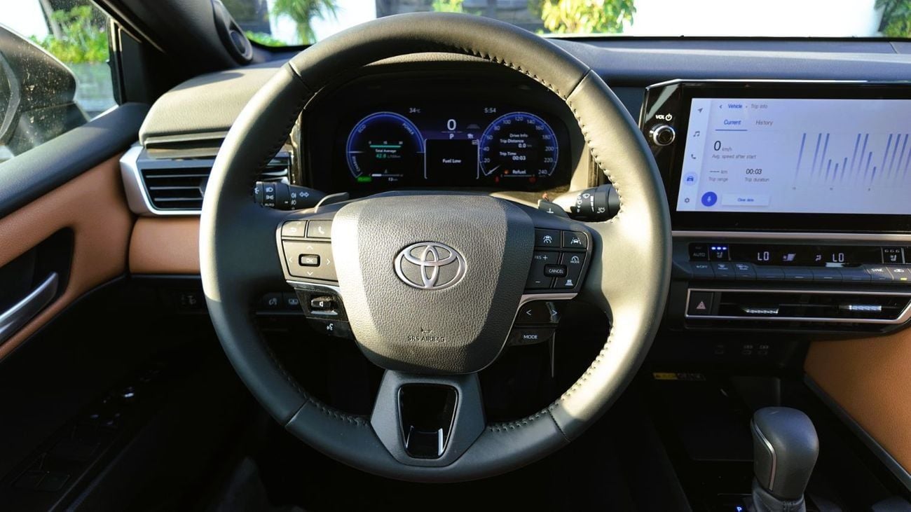 تويوتا كامري  2026 Toyota Camry HEV | 2.5L Hybrid | 208 HP | e-CVT | GCC Specs