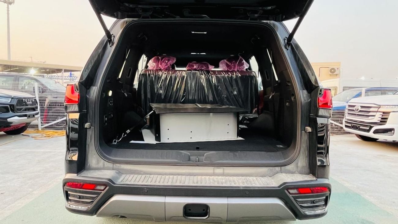 Lexus LX600 SIGNATURE