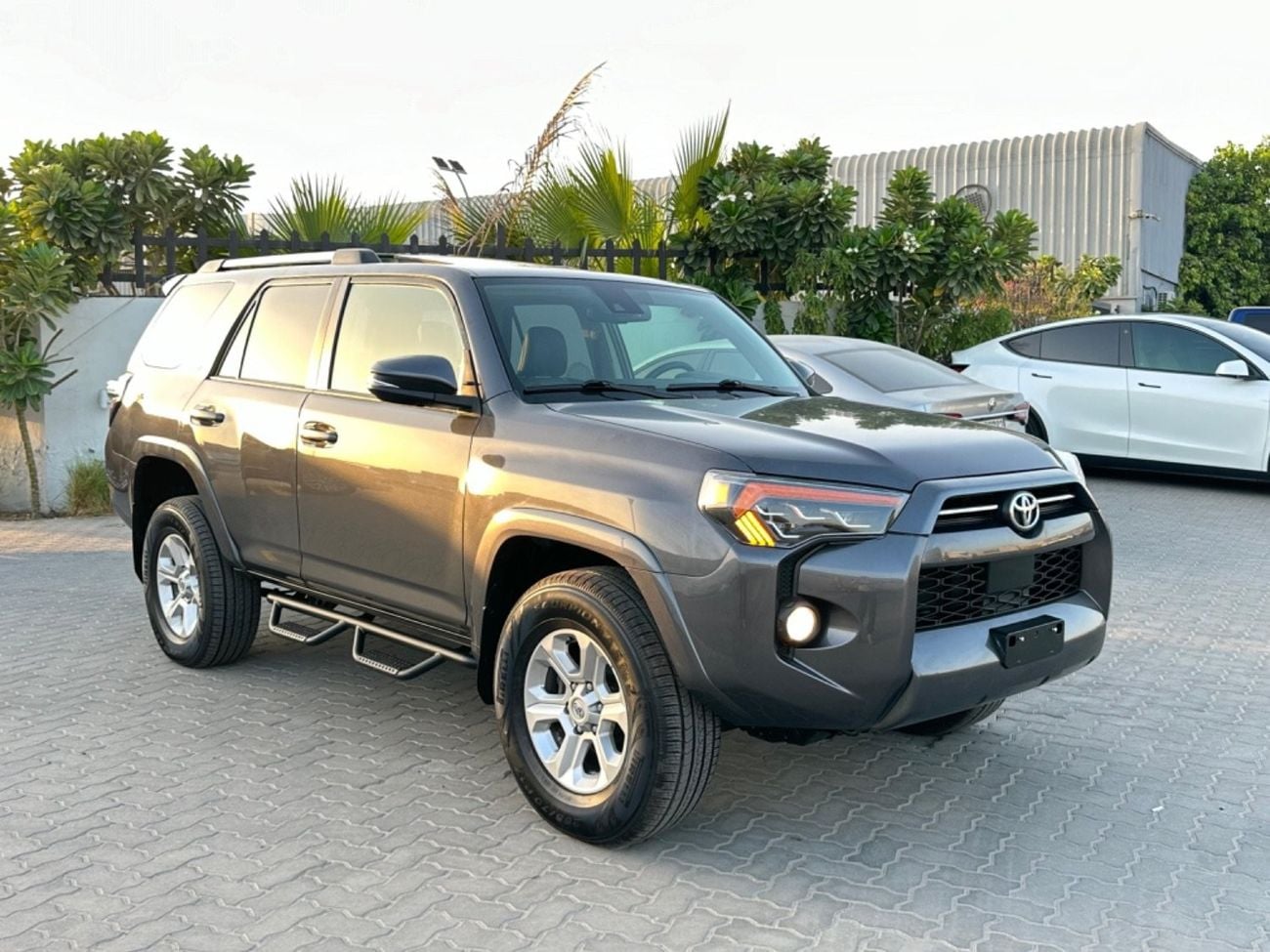 Toyota 4Runner 2020 SR5 PREMIUM SUNROOF 4x4 AIRBAGS ORIGINAL US SPEC