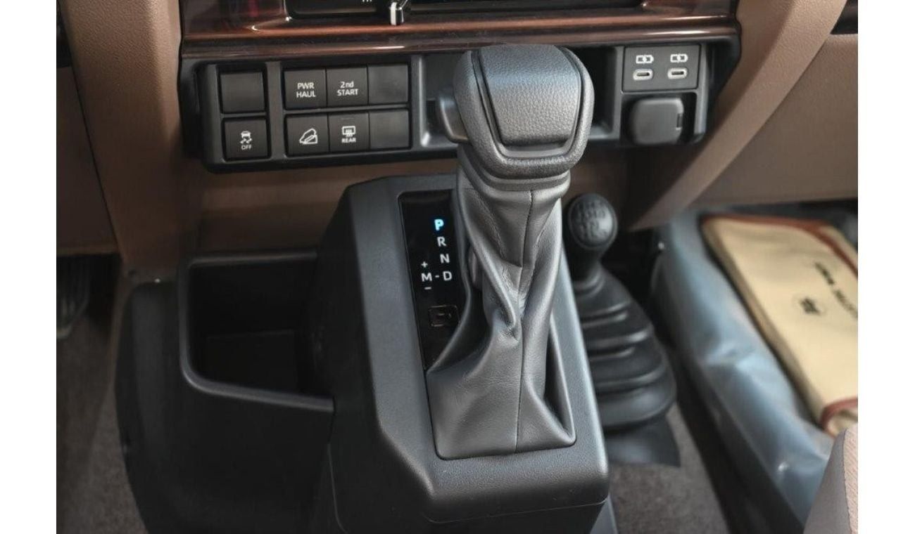 تويوتا لاند كروزر 70 DLX 2.8L DIESEL AUTOMATIC 4X4