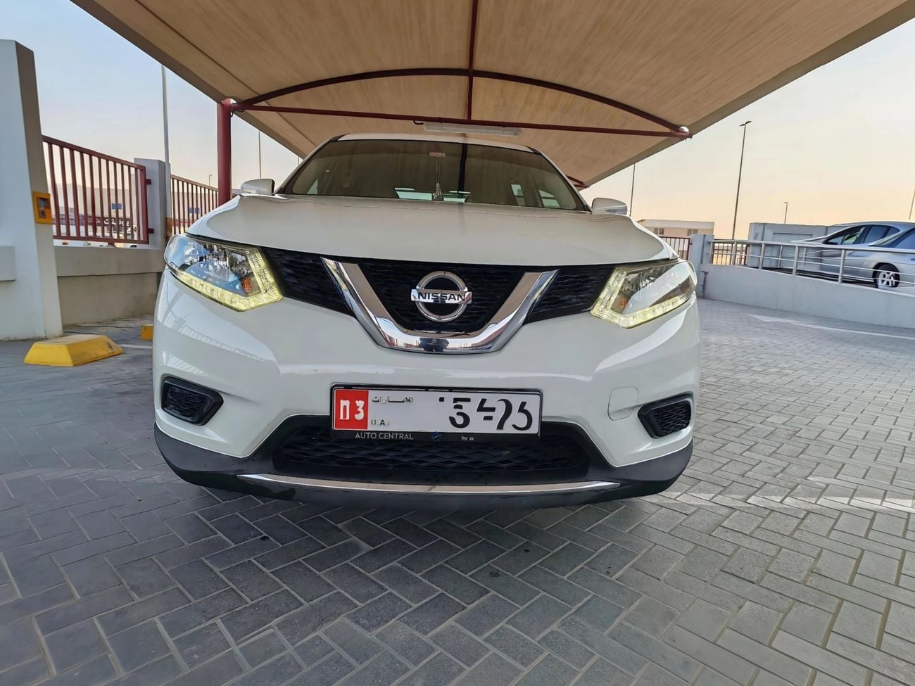 نيسان إكس تريل S