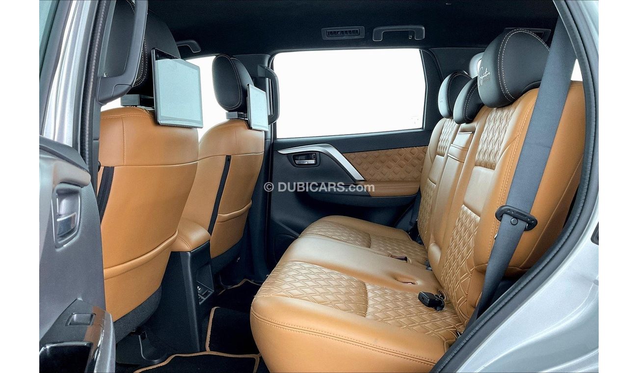 Mitsubishi Montero Signature