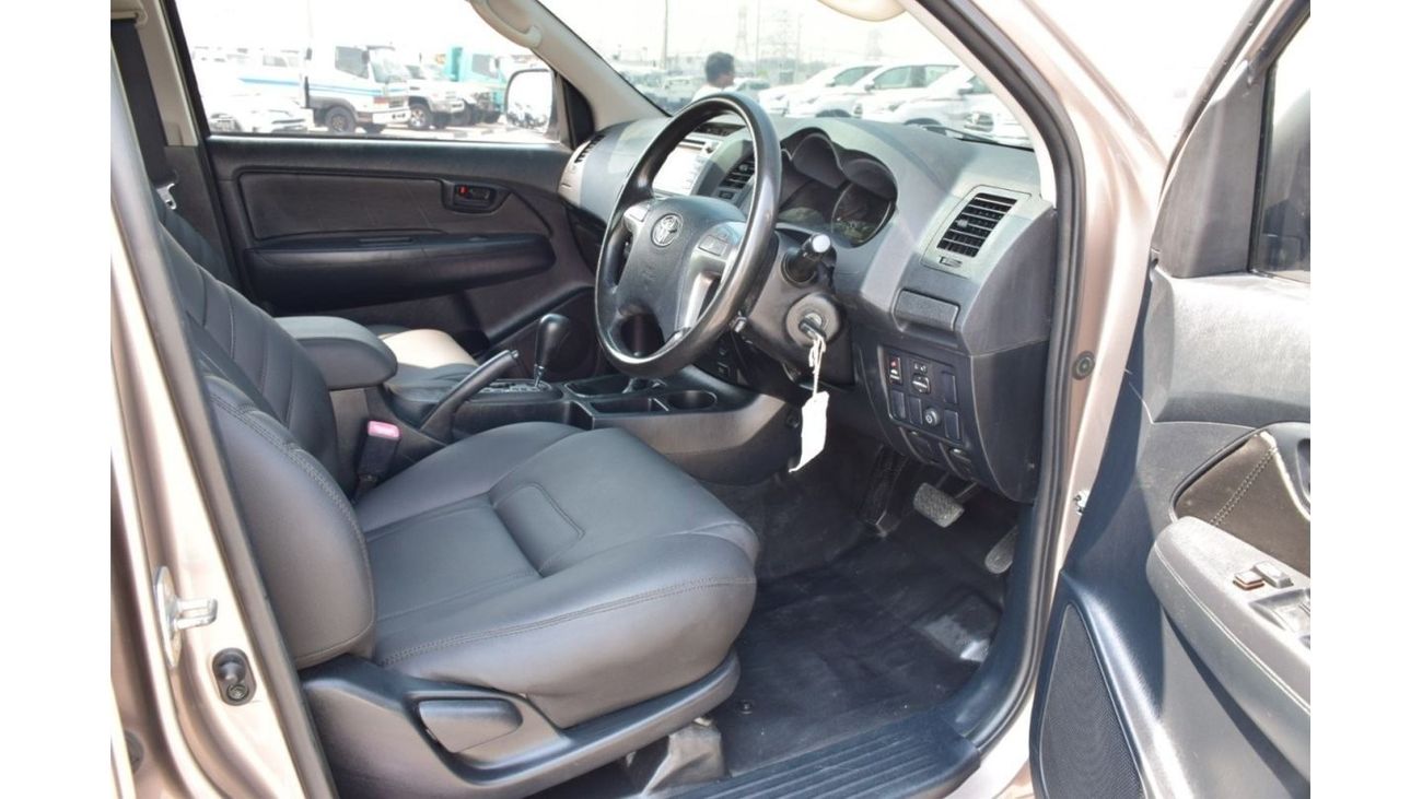 تويوتا هيلوكس