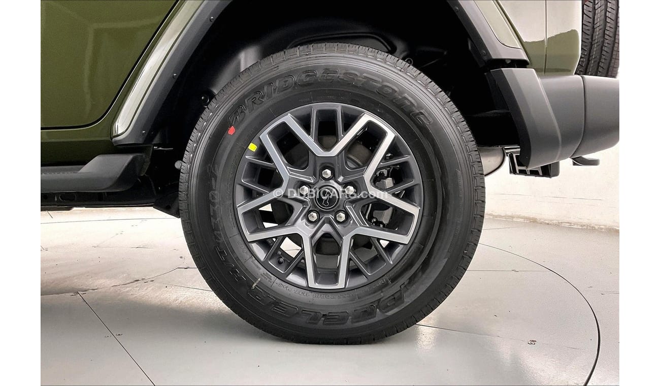 Toyota Tundra TOW HITCH | LHD | PREMIUM INTERIOR | ELECTRIC SEATS | DRLs | SUN ROOF | DARK ALLOY RIMS | BEST CONDI