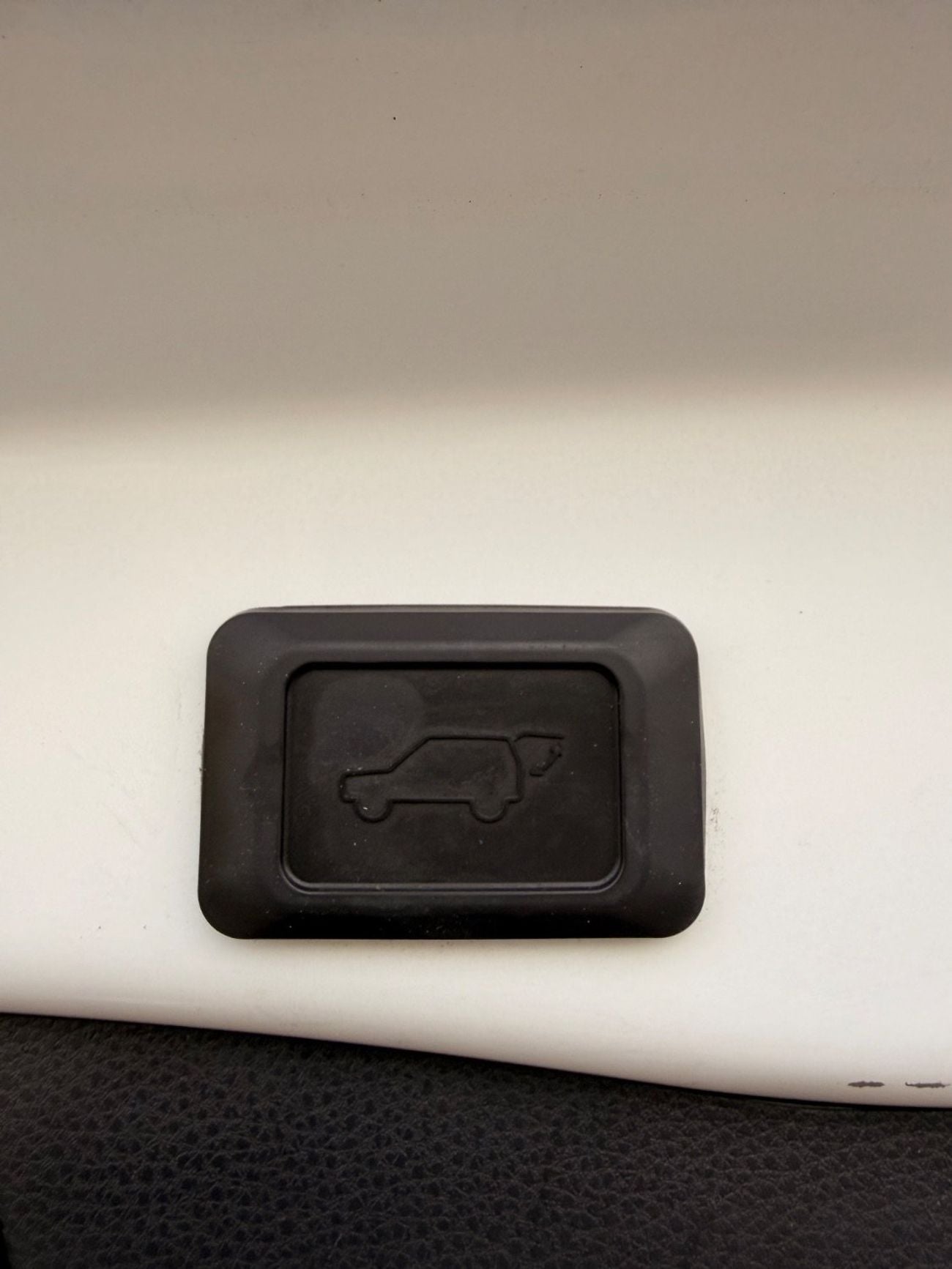 Toyota RAV4 XLE 2.5L Full Option