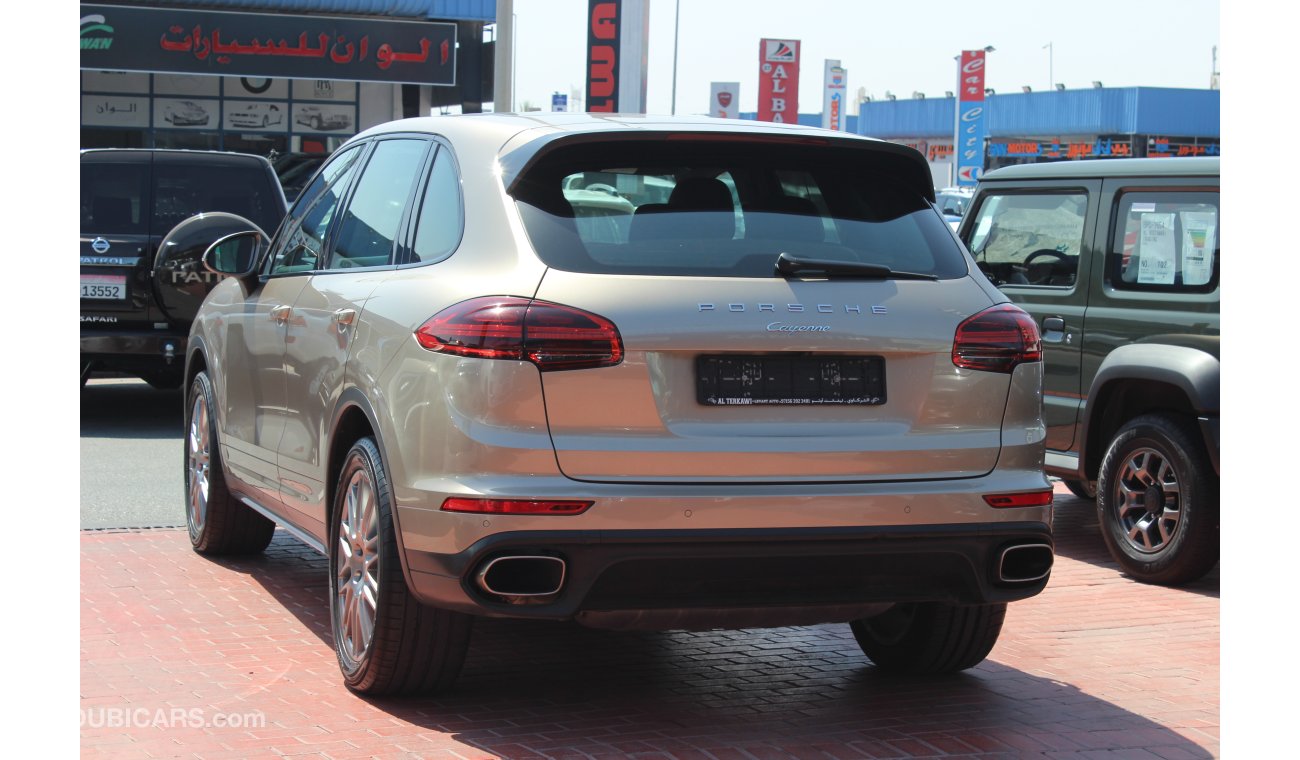 Porsche Cayenne (2016)