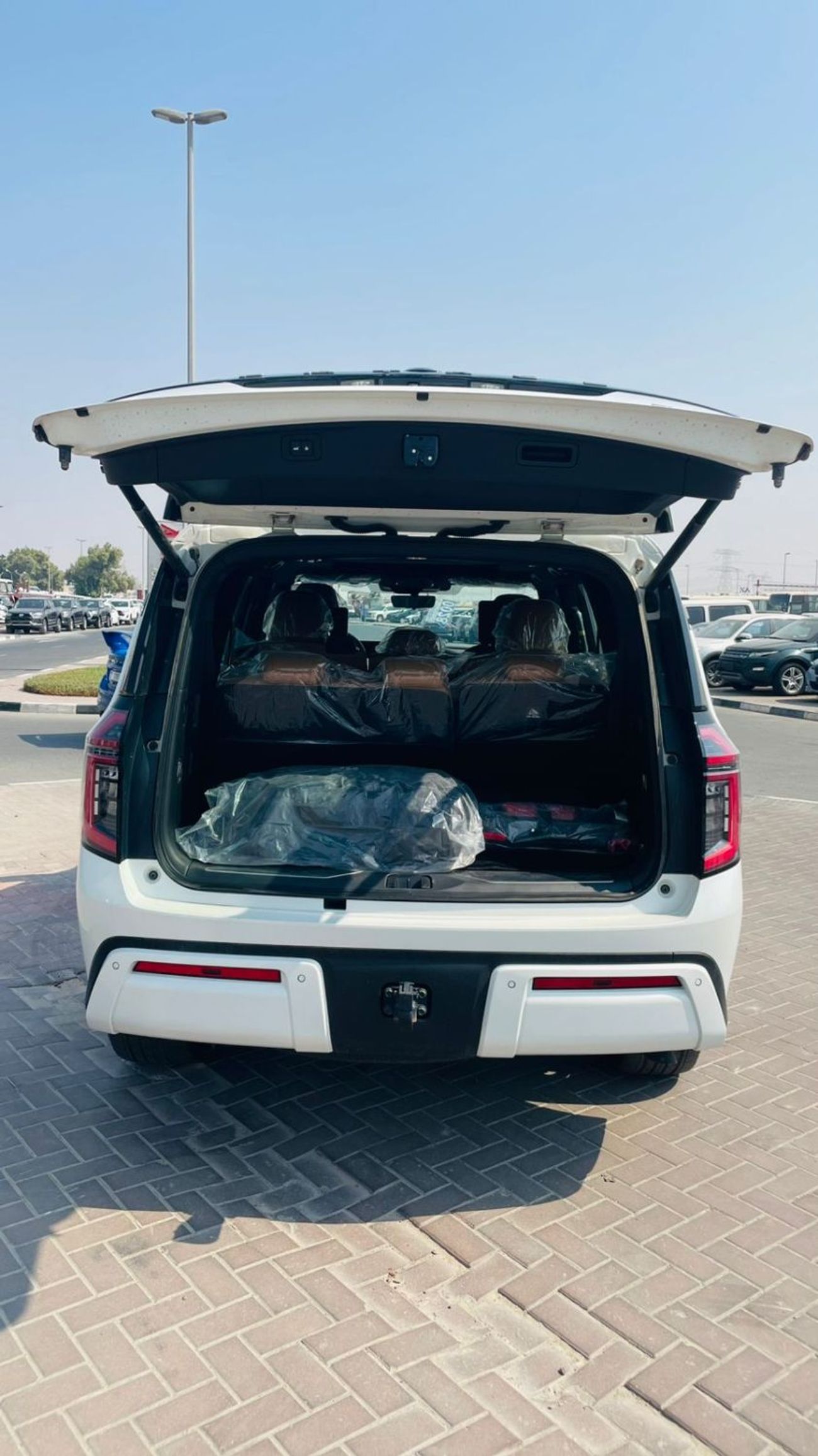 Nissan Patrol LE Platinum City 3.5L