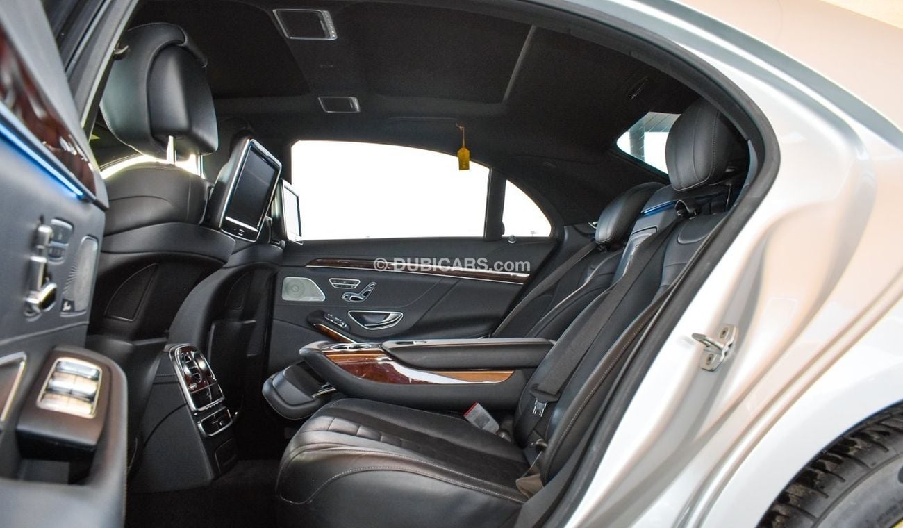 مرسيدس بنز S 550