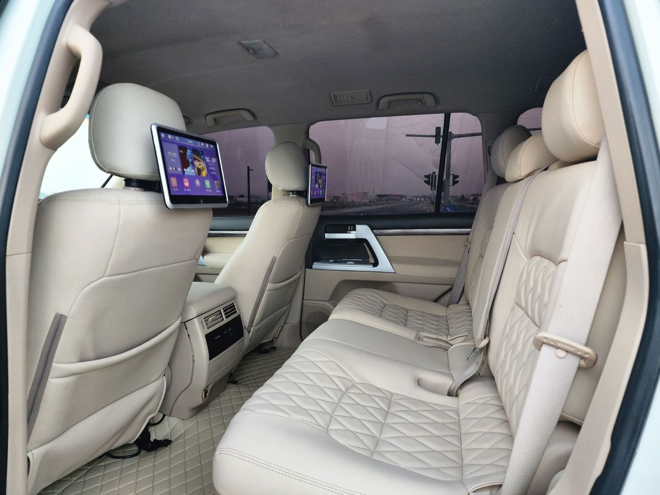 تويوتا لاند كروزر GX.R V6 upgrade 2024