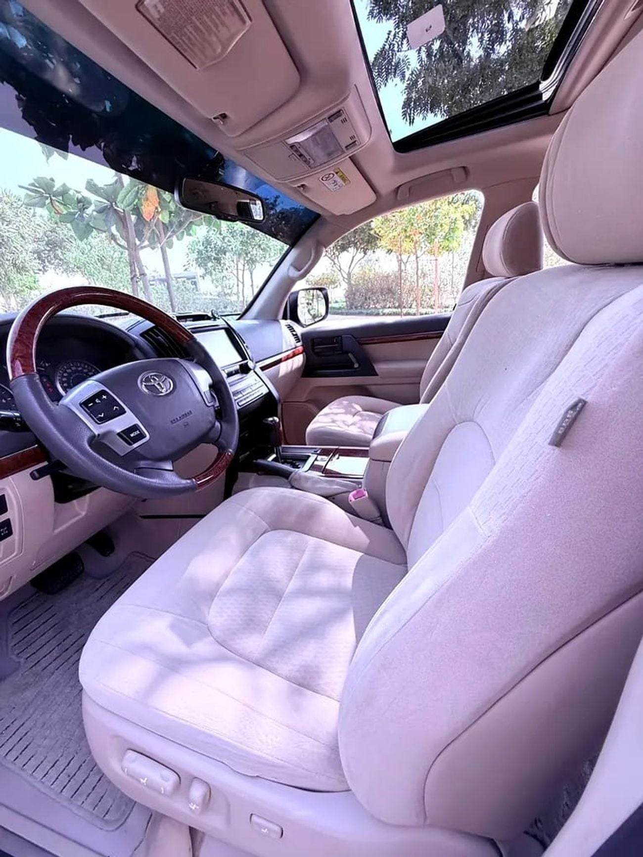 Toyota Land Cruiser GXR تويوتا لاند كروزر GXR موديل خليجي