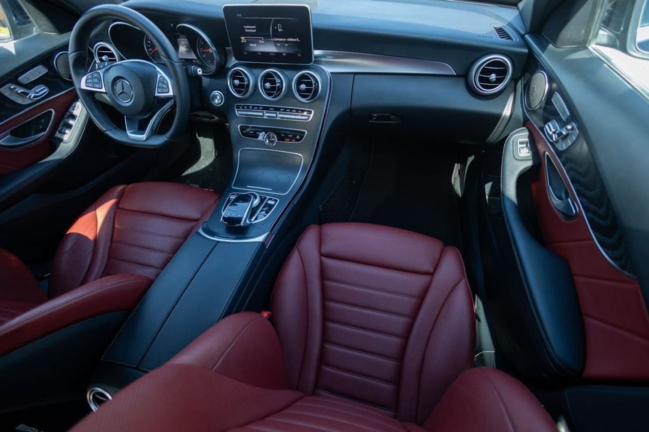 Mercedes-Benz C 200 Mercedes-Benz C200 2018 GCC under Warranty with Flexible Down-Payment.