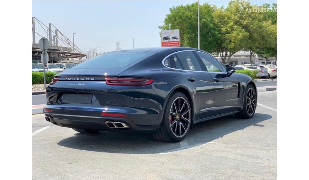 Porsche Panamera Turbo