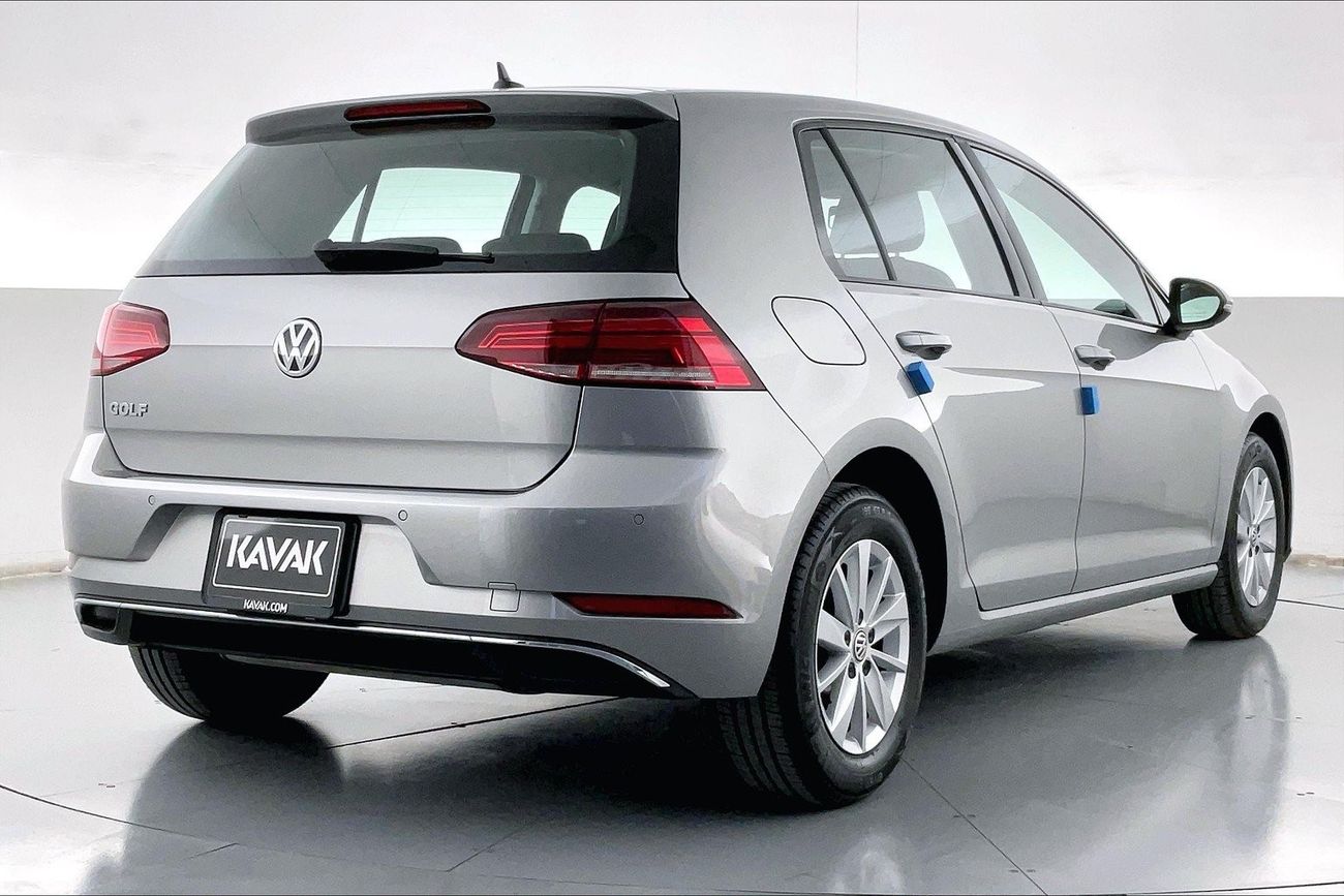 Volkswagen Golf SE| 1 year free warranty | Exclusive Eid offer