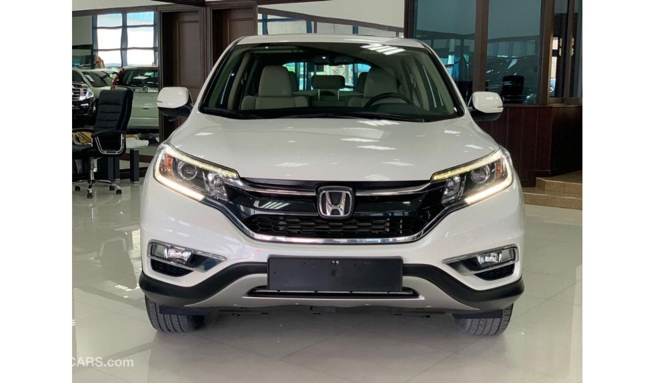 Honda CR-V EX AWD GCC 2016 LOW MILEAGE AGENCY MAINTAINED IN MINT CONDITION