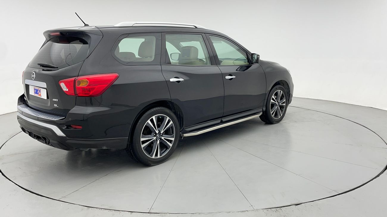 نيسان باثفايندر SL 3.5 | بدون دفعة مقدمة | اختبار قيادة مجاني للمنزل