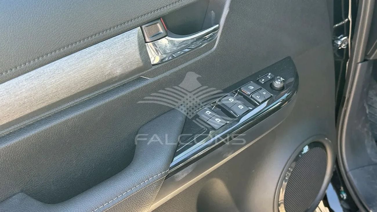 تويوتا هيلوكس Toyota Hilux 4.0L Adventure P DC 4WD AT