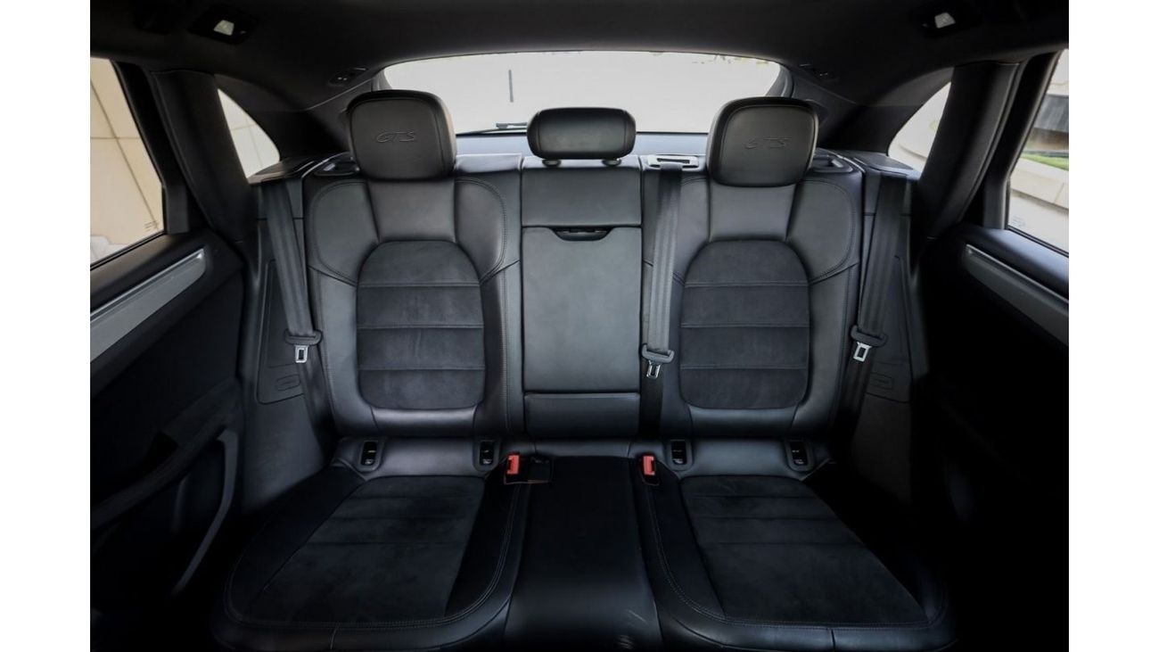 Porsche Macan Porsche Macan GTS 2017 European Spec under Warranty with Flexible Down-Payment/ Flood Free.